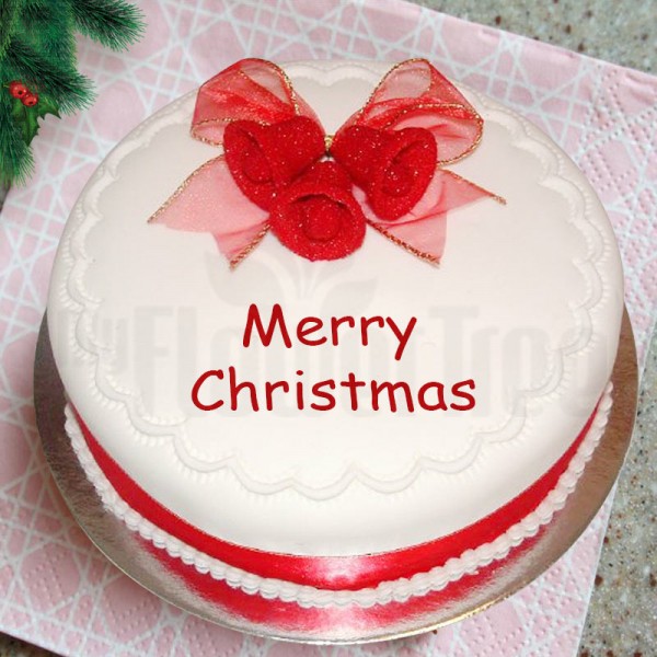 One Kg Strawberry Fondant Christmas Cake